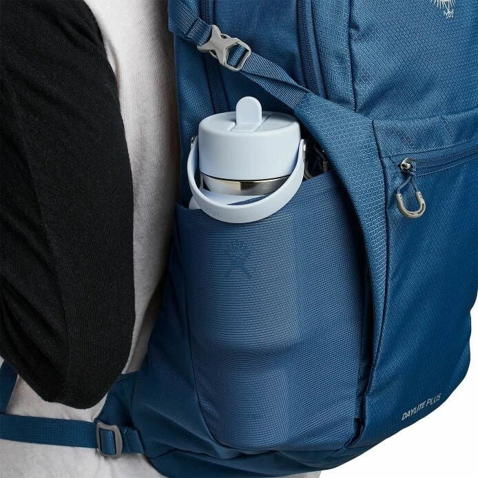 24 oz Travel Bottle with Flex Straw Cap - US 8538