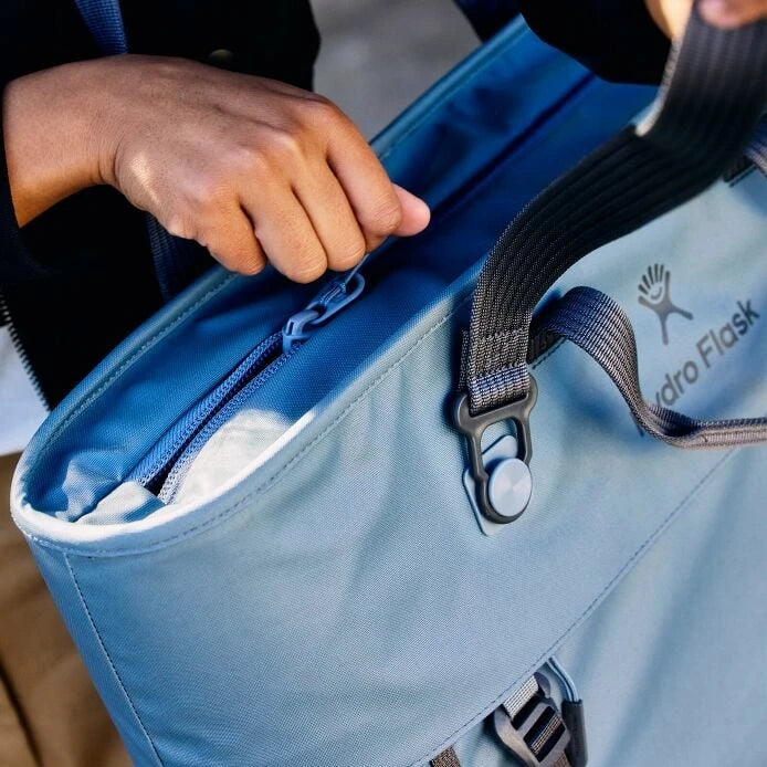 Carryout™ Soft Cooler Tote 30 L - US 4396