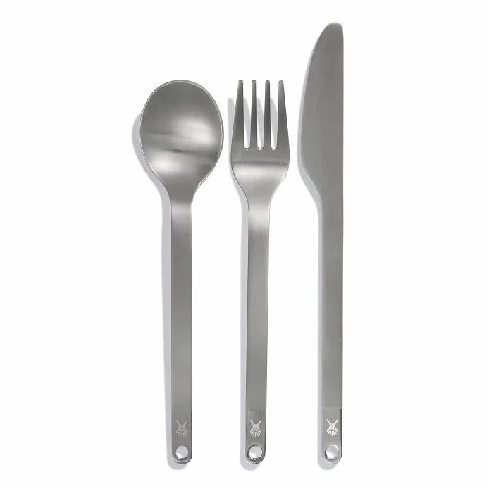 Flatware Set - US 5657