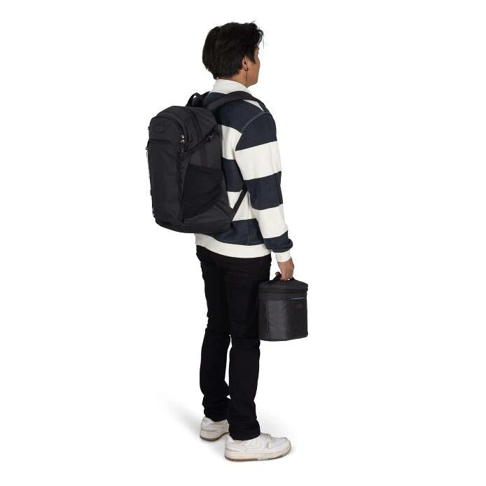 Osprey Axis x Hydro Flask Campus Essentials Bundle - US 9503